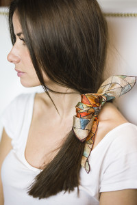 Pañuelo de seda pelo cabeza colores tostados - inspirado en Palau Güell Gaudí primavera verano Daba Disseny Barcelona - Pequeños pañuelos de seda