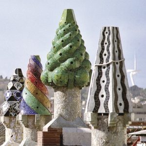 Chimeneas Palau Güell - Gaudí inspiración diseño téxtil pañuelo de seda trencadís - Daba Disseny Barcelona